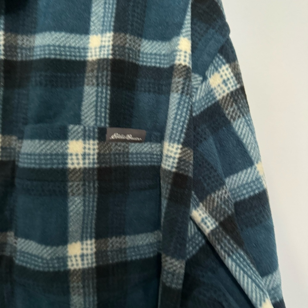 NWT Eddie Bauer Fleece Plaid Button Down Shirt - Picture 4 of 6
